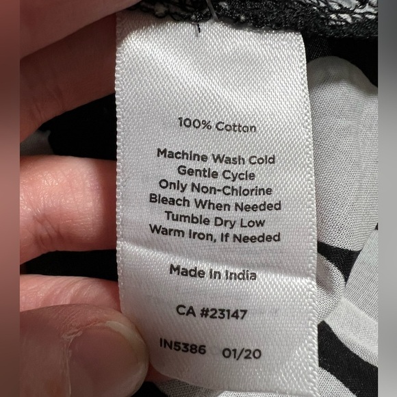 Talbots Plus Black White Long Sleeve Popover Top Size X Dots Lightweight Cotton - Picture 8 of 10